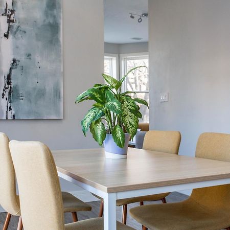The Double Play - 1 Min Walk To Wrigley! Spacious 2Br - Perfect For Cubs Fans! Chicago Luaran gambar