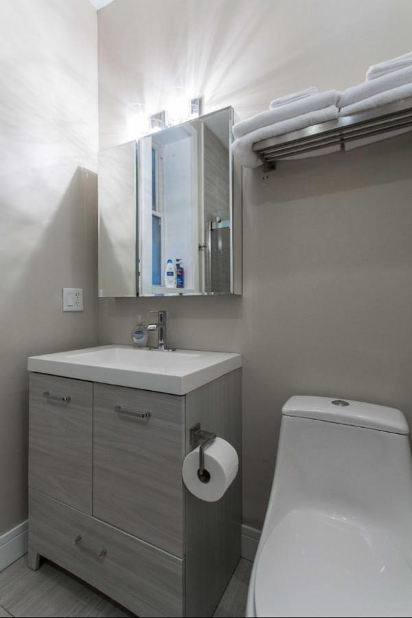 The Double Play! 1 Min Walk To Wrigley - 2Br - Perfect For Cubs Fans Chicago Luaran gambar