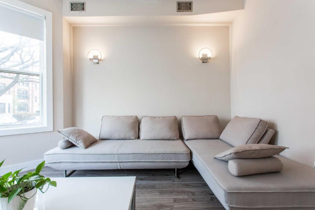 The Double Play - 1 Min Walk To Wrigley! Spacious 2Br - Perfect For Cubs Fans! Chicago Luaran gambar