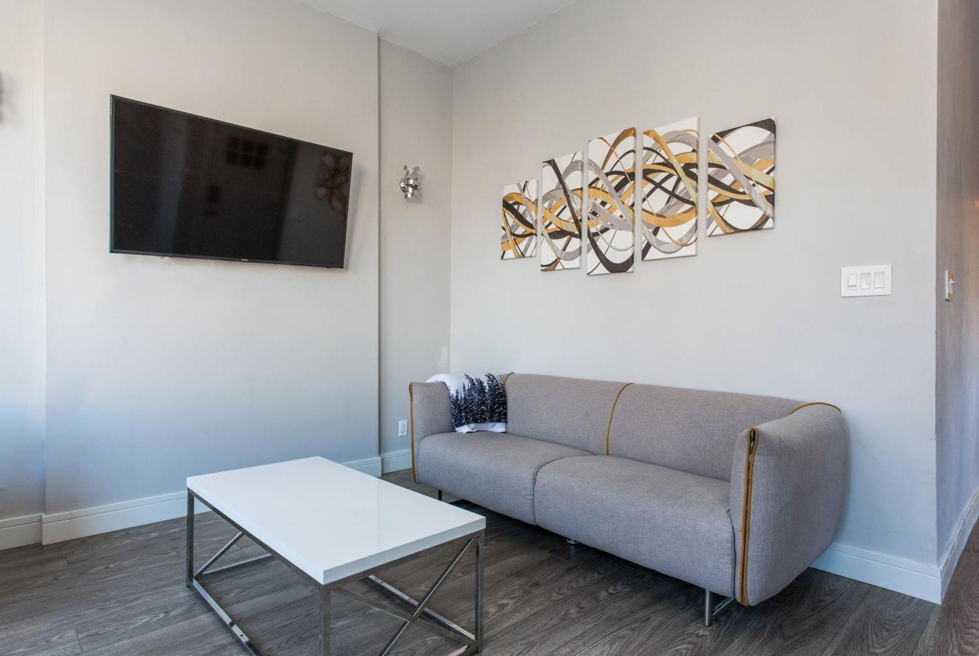 The Double Play - 1 Min Walk To Wrigley! Spacious 2Br - Perfect For Cubs Fans! Chicago Luaran gambar