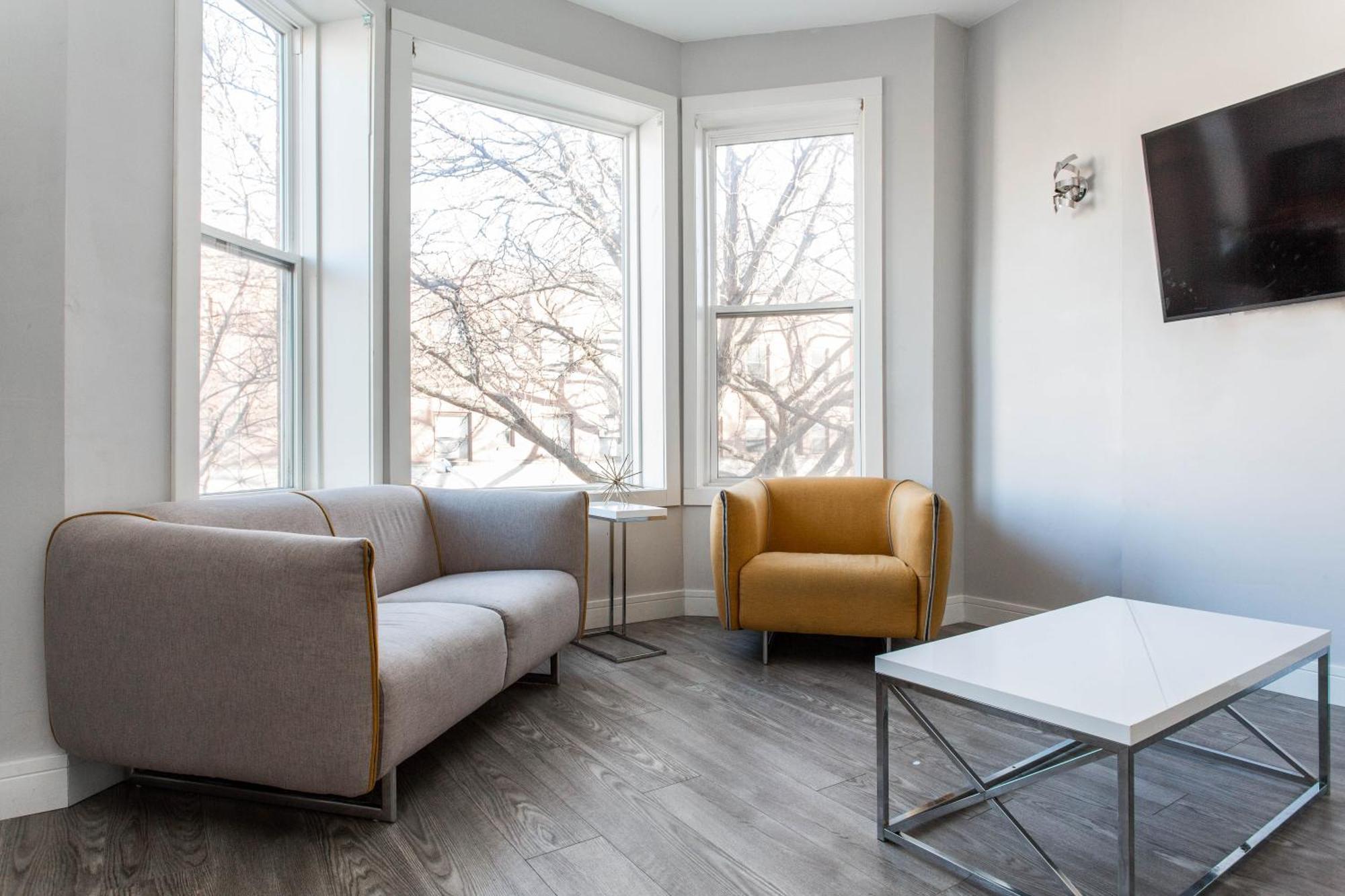 The Double Play - 1 Min Walk To Wrigley! Spacious 2Br - Perfect For Cubs Fans! Chicago Luaran gambar