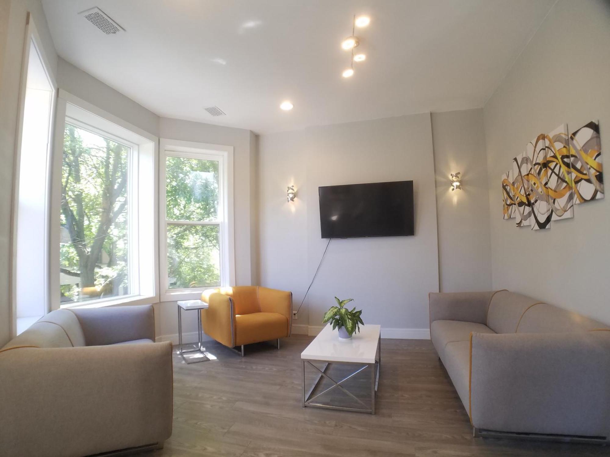 The Double Play - 1 Min Walk To Wrigley! Spacious 2Br - Perfect For Cubs Fans! Chicago Luaran gambar